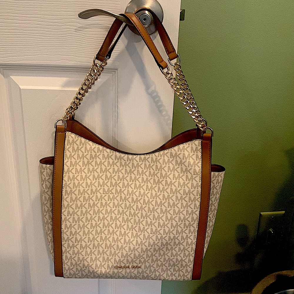 Michael Kors med/large tote